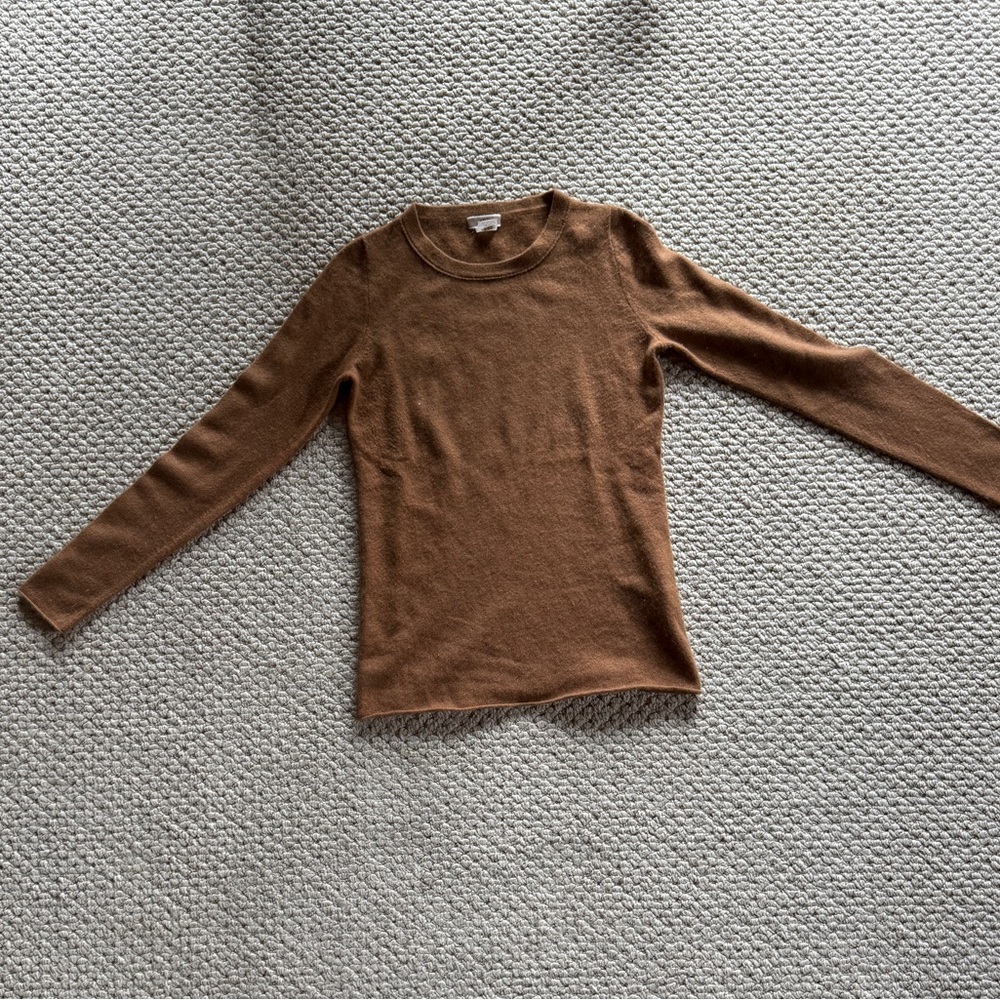 Jcrew 100% cashmere rolled hem sweater in camel size xs
